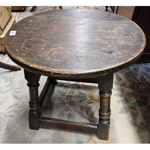 496 - A 19th Century Oak provincial Table. W 49 x H 46 cm approx.