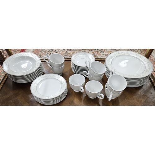 598 - A good quantity of 'Elegance' Dinnerwares.