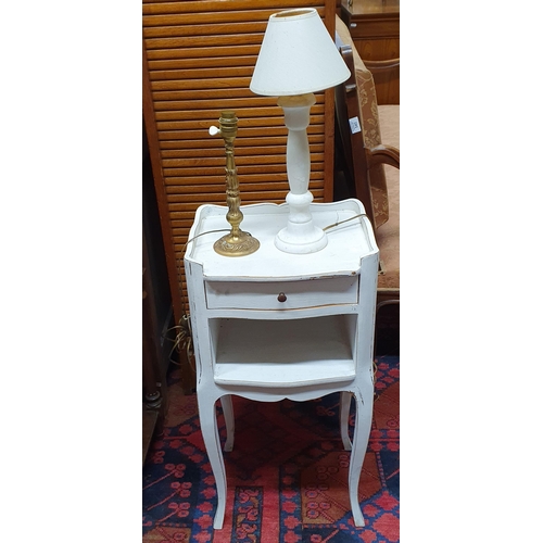 540B - A group of furniture to include a painted side table, a table lamp, a pod table and a brass table la... 