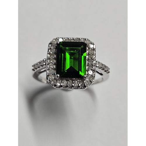 230 - A lovely 14ct Gold, Diamond and Tourmaline Ring, size O1/2.