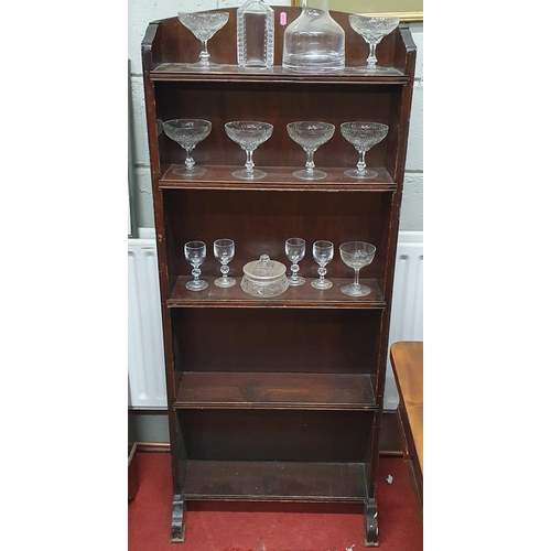 836 - A good set of early 20th Century open Shelves of narrow proportions. W 55 x D 14 x H 130 cm approx.