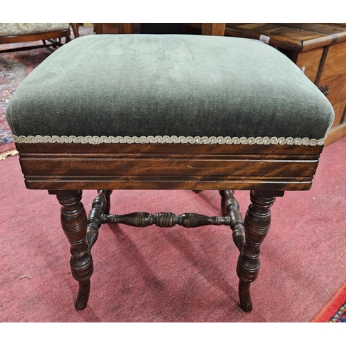 644 - A 20th Century rise and fall Piano Stool. W 51 x 36 x H 51 cm approx.