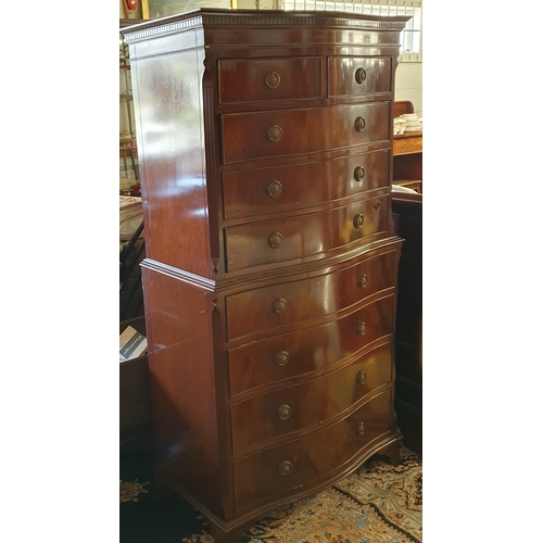 645 - A good modern Mahogany Serpentine fronted Chest on Chest with brass ring handles. H 152 x 80 x 43 cm... 