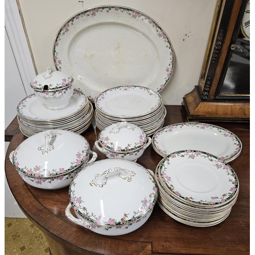 676 - A good quantity of Bridgewood 'Anchor' Dinnerwares.