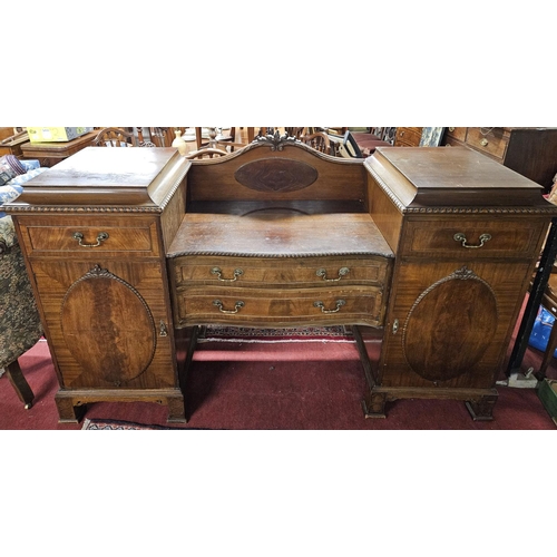 815 - Of Superb quality. A late 19th early 20th Century Mahogany Pedestal Sideboard with highly carved rop... 