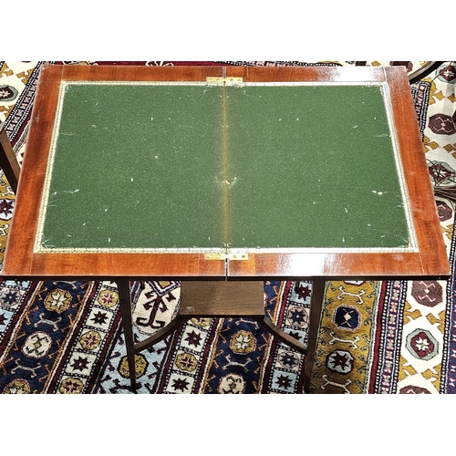 923 - An Edwardian Mahogany Foldover Games Table. 55.5 x 80 x H 71 cm approx.