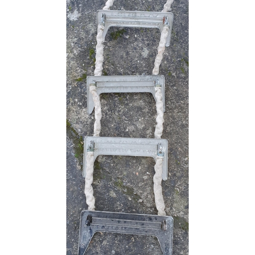 810 - A Vintage Chain Ladder .
(chain wrapped in canvas )