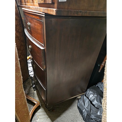 159 - A really good 19th Century Mahogany bow fronted Chest of Drawers on turned supports. W 108 x H 107 c... 