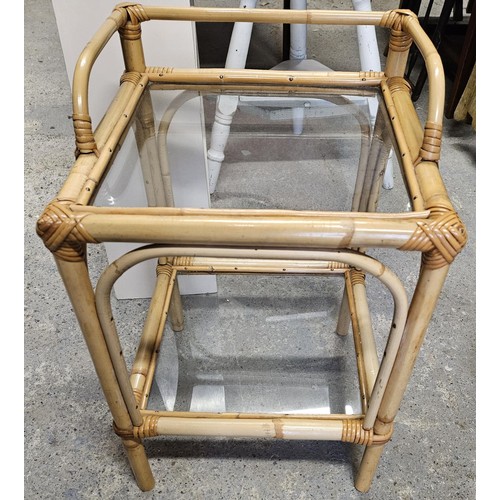 435 - A good set of Shelves 69 x 15 x H 91 cm approx, early 20th Century tripod Table along with a Bamboo ... 