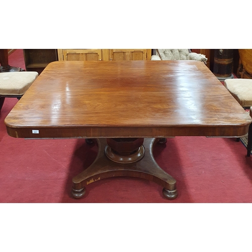 437 - A really good early 19th Century Mahogany rectangular Breakfast Table of large form with twin panel ... 