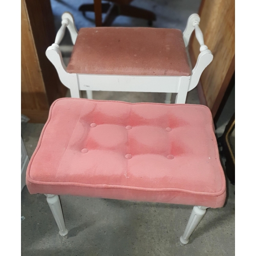 485 - A Grouped lot to include a white painted locker , 2 stools and a timber mirror.