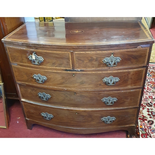 467 - A 19th Century Mahogany and inlaid bow fronted Chest Of Drawers with inlaid top. 103 x 54 x H 94 cm ... 