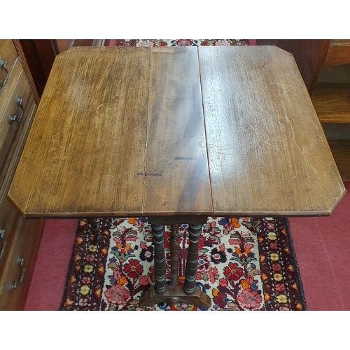 469 - A late 19th Century Walnut miniature Sutherland Table. 60 x 70 x H 61 cm approx.