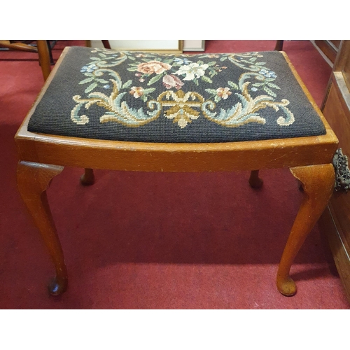 480 - An early 20th Century rectangular Stool with tapestry upholstered seat and cabriole supports.
53 x 3... 