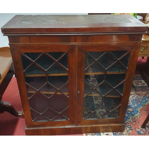 625 - A 19th Century Mahogany two door Cabinet. 90 x 34 x H 99 cm approx.