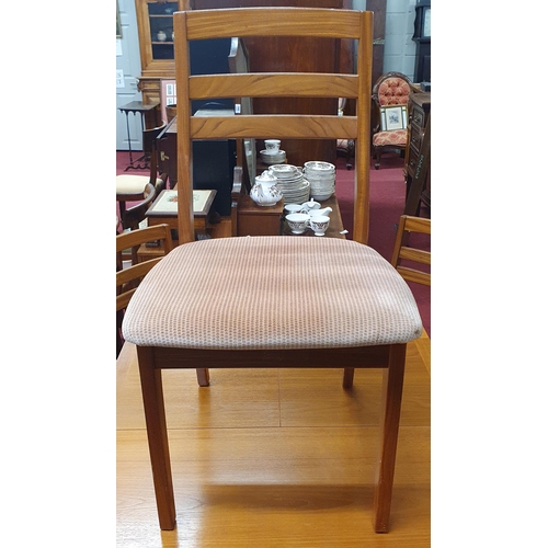 562 - A good mid century single leaf Dining Table and five chairs. 175 91 x 74 cm approx.