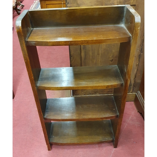 611 - A 20th Century Mahogany open set of Shelves. W 49 x 18 x H 92 cm approx.