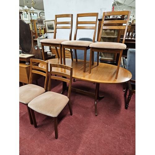 562 - A good mid century single leaf Dining Table and five chairs. 175 91 x 74 cm approx.