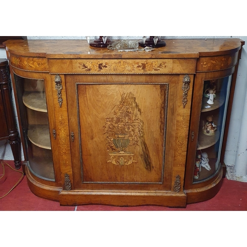 805 - Of Superb quality. A 19th Century Walnut and inlaid Credenza with curved glass doors.
152.5 x 39 x H... 