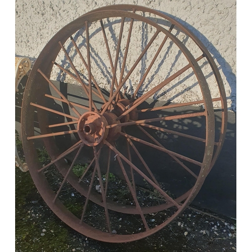 1235 - A good pair of 19th Century cast Iron cart Wheels. D 116 cm approx.