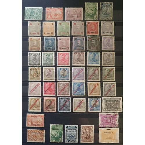 415 - A large collection of Portugal Stamps 1853 - 2001.