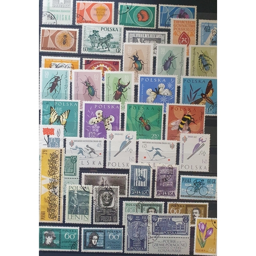 421 - A large collection of Poland Stamps, 1994.