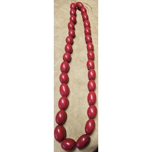 958 - A large Coral style Necklace.