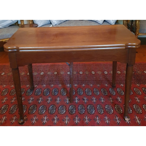 101 - A good early 19th Century foldover Tea Table of large proportions on simple cabriole supports. 101 x... 