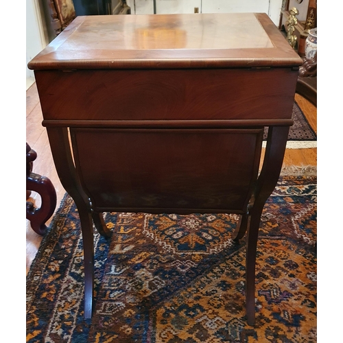 187 - A superb Regency Mahogany Work Table with fitted interior and single frieze drawer. 47 x 37 x H 71 c... 