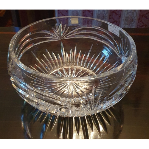 2 - A good Marquis Waterford crystal Bowl. Diam. 22 x H 11.5cm approx.