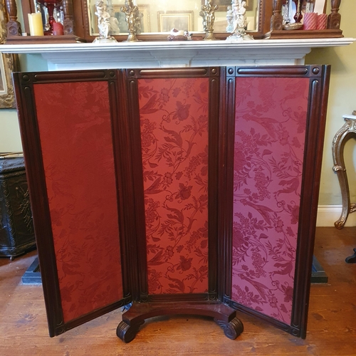 60 - An unusual early 19th Century Mahogany three panelled Fire Screen. W 122 x 118 cm approx.