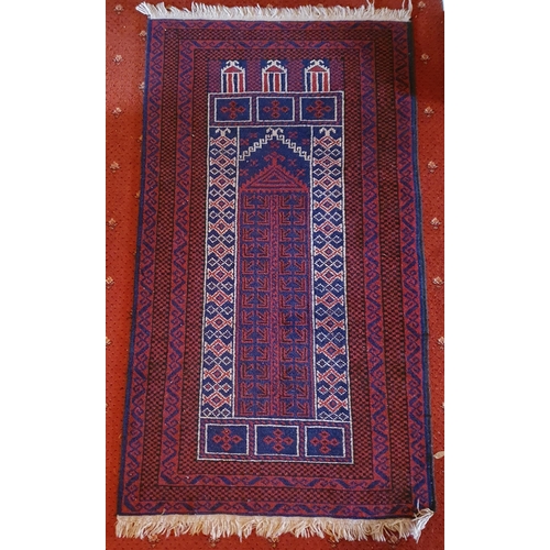 239 - A good Persian burgundy ground Rug with multi borders. 150 x 80 cm approx.