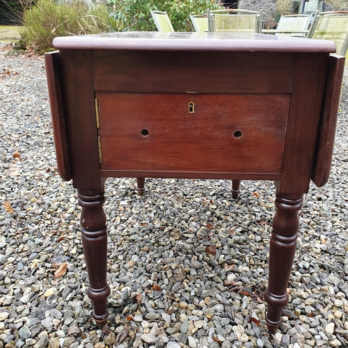 794 - An unusual 19th Century Dining Table with washing insert, on turned supports. W 91 x102 x H 74 cm ap... 