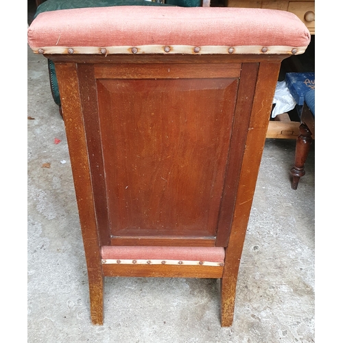 811 - A good 19th Century Mahogany Centre Table 90 x 43 x H 72 cm approx., along with a 19th Century Walnu... 