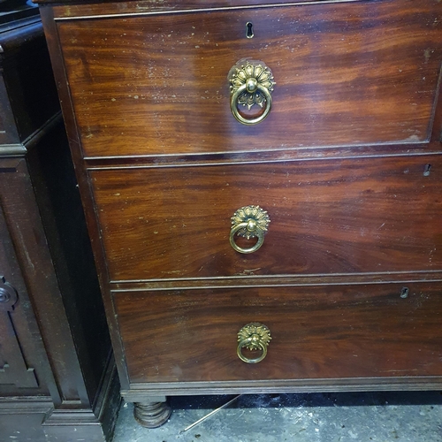 838 - A fantastic Regency Mahogany Linen Press with two short over two long with original ormolu ring hand... 