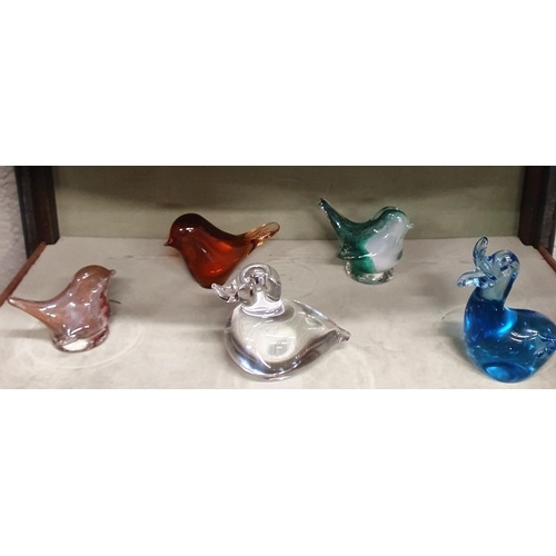 160 - A group of five art glass Birds possibly Murano. Tallest being 11 cm approx.