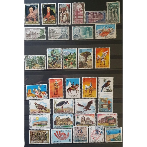 414A - A large collection of Spanish Stamps 1961 - 1997.