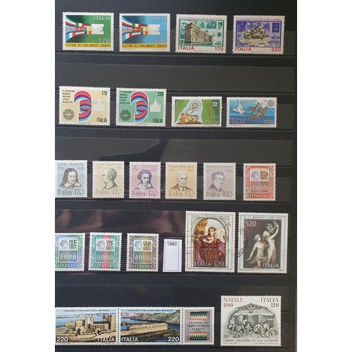 413 - A large collection of Italy and San Marino Stamps.