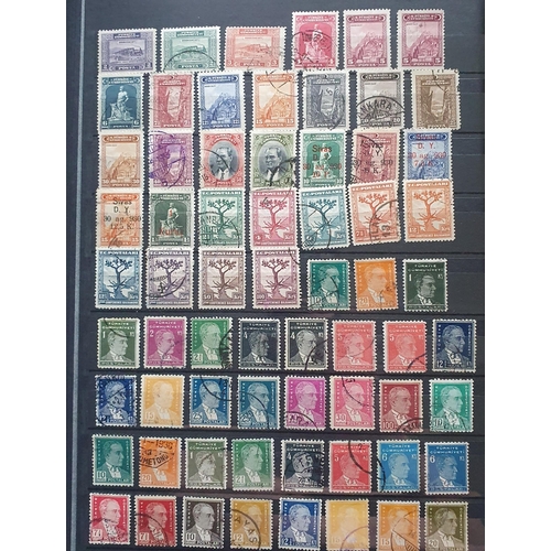 419A - A large collection of Turkey Stamps, 1863 - 2011.