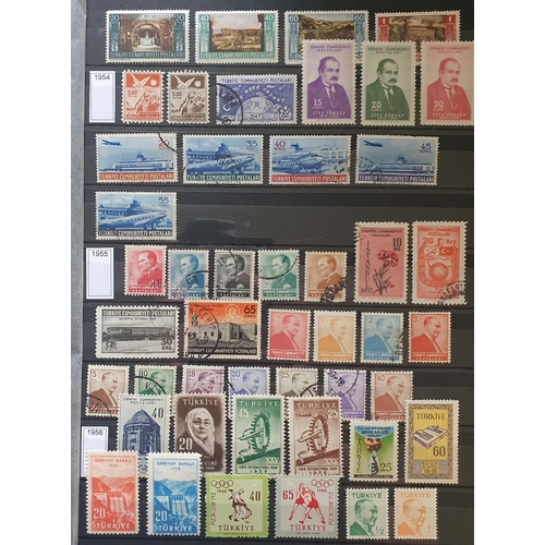 419A - A large collection of Turkey Stamps, 1863 - 2011.