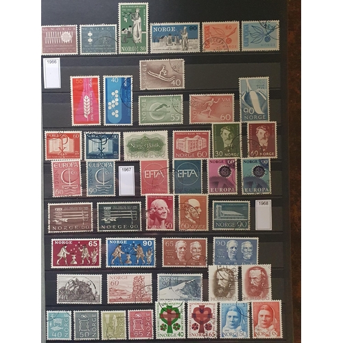 419 - A large collection of Norway and Denmark Stamps 1851 - 1990.