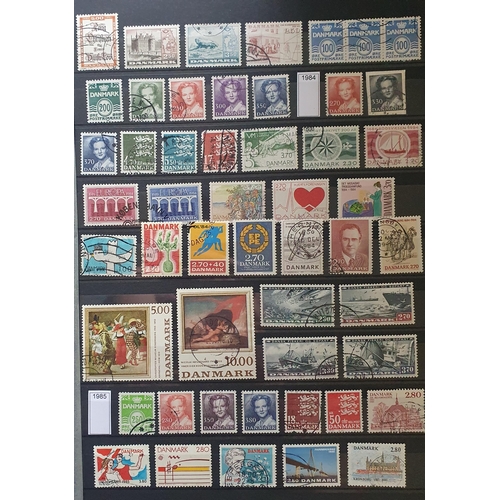 419 - A large collection of Norway and Denmark Stamps 1851 - 1990.