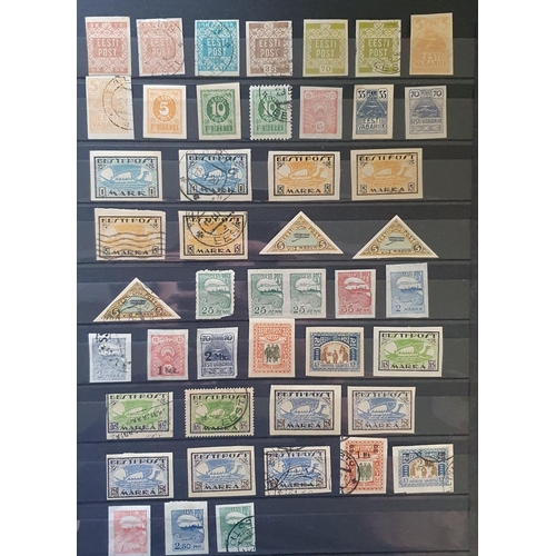 418 - A large collection of Finland and Baltic States Stamps.