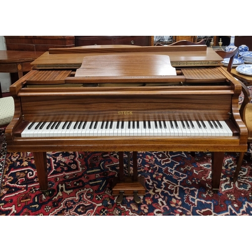 263 - A good Steck Baby Grand Piano made by the Aeolian Company Ltd.