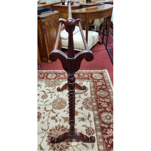 740 - A good Mahogany Towel Rail. W 67 x H 93 cm approx.