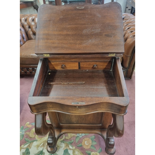 827 - A reproduction Mahogany Davenport. W 55 x D 56 x H 85 cm approx.