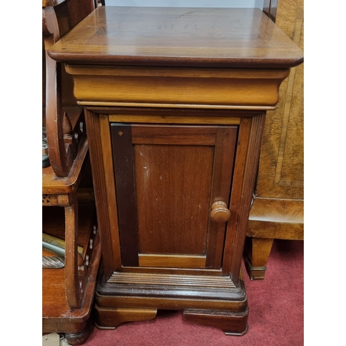 468 - A good pair of Hardwood single door Bedside Cabinets. 40 x 41 x H 70 cm approx.