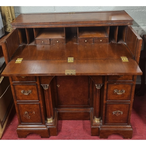 870 - A modern Walnut and Veneered drop down Desk.
 W 94 x 54 x H 92 cm approx.