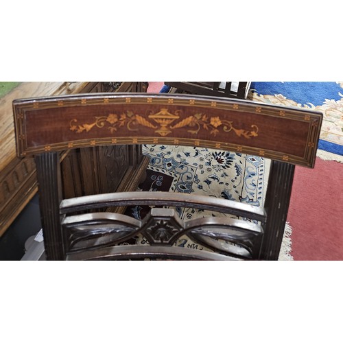 196 - A really good 19th Century Mahogany single Chair with highly inlaid back on turned supports. W 53 x ... 