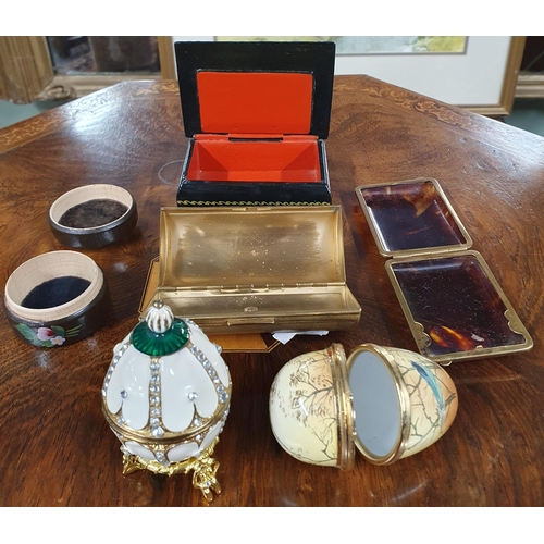 400 - An Edwardian Mahogany and inlaid bureau Bookcase with astragal glazed moulded doors.
W 89 x D 50 x H... 